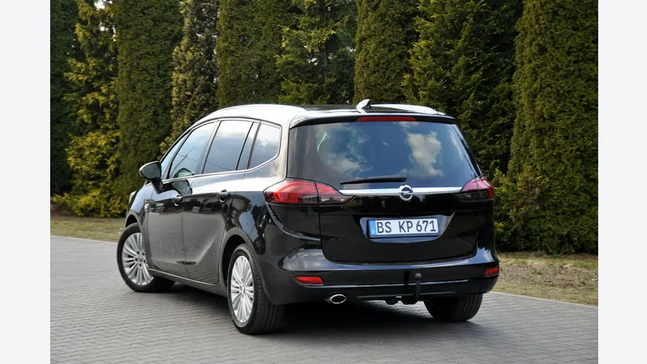 OPEL Zafira -