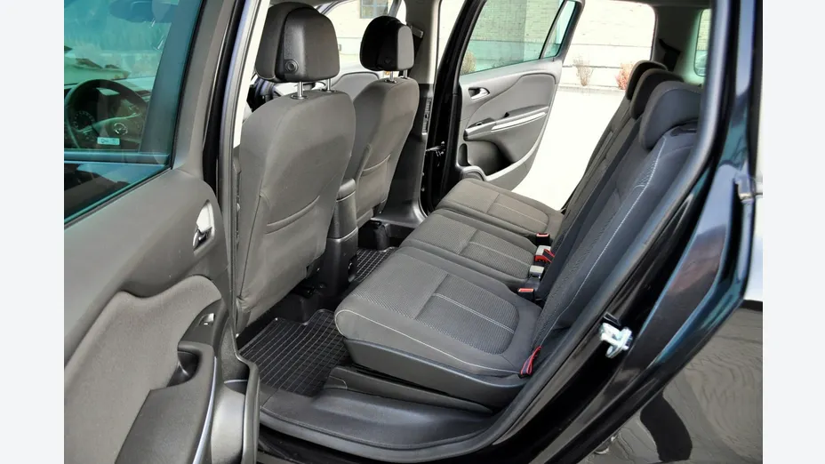 OPEL Zafira -