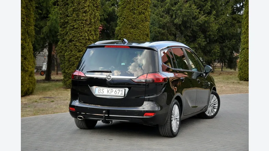 OPEL Zafira -