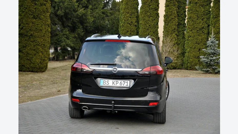 OPEL Zafira -