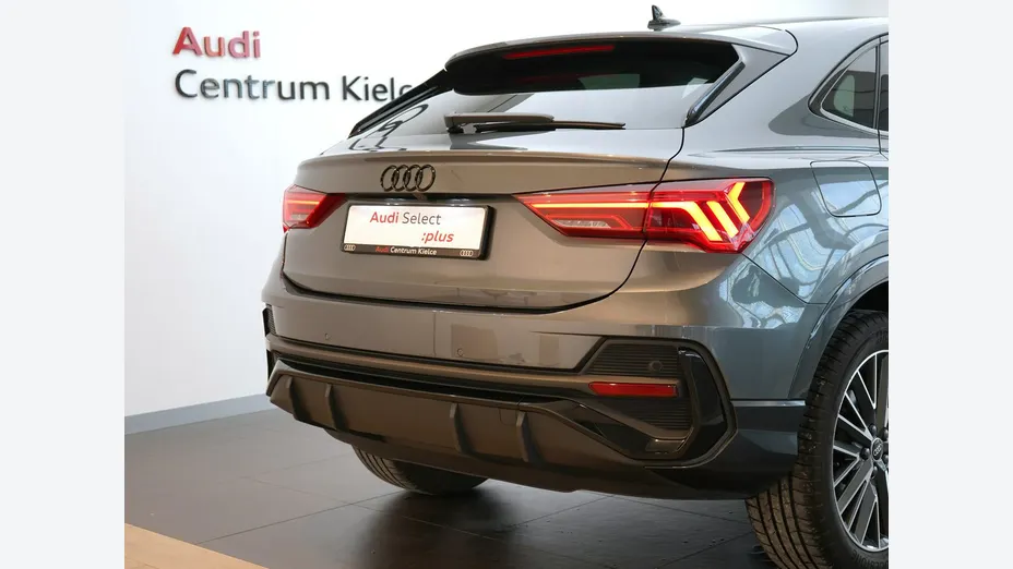 AUDI Q3 Q3 35 TFSI mHEV S-Line S tronic