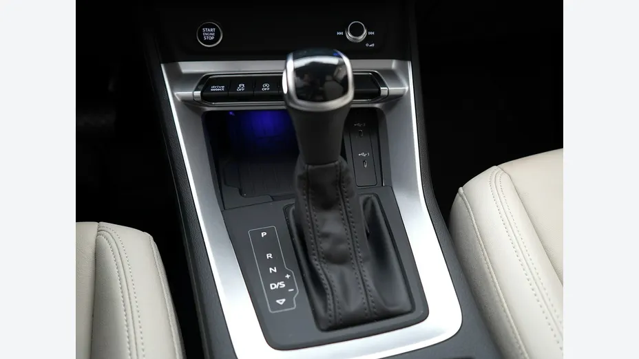 AUDI Q3 Q3 35 TFSI mHEV S-Line S tronic