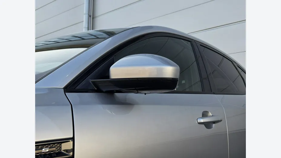 JAGUAR E-Pace -