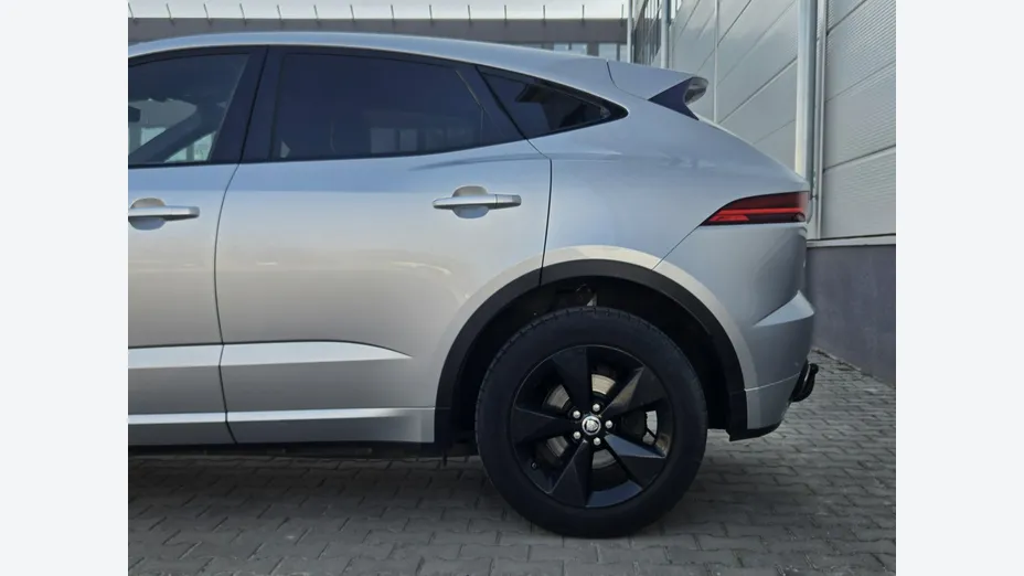 JAGUAR E-Pace -