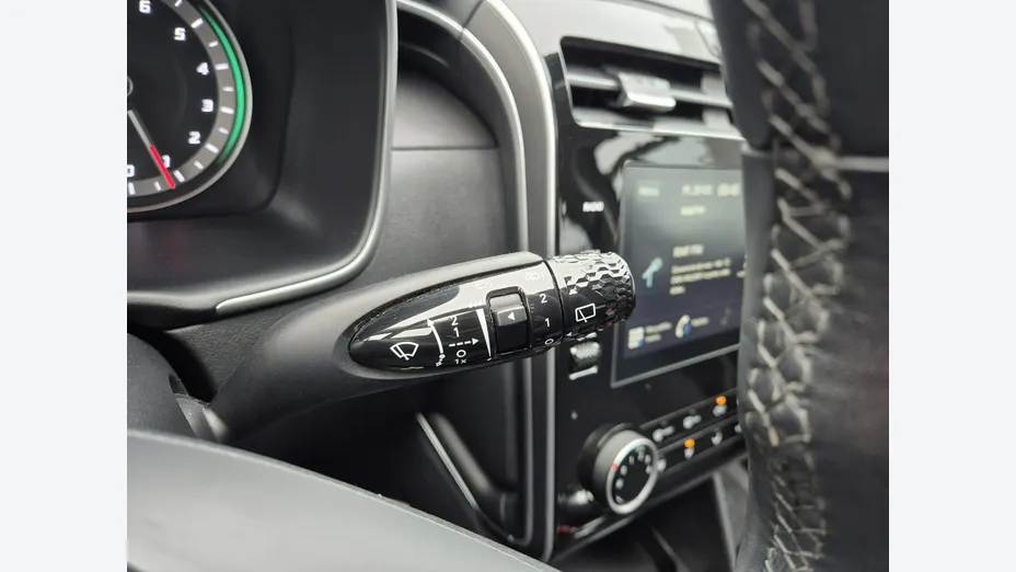 HYUNDAI Tucson -