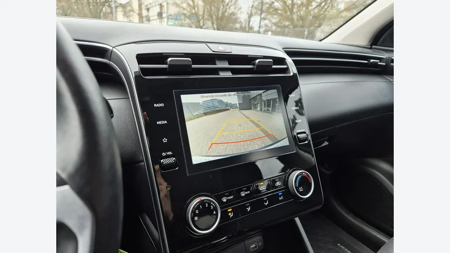 HYUNDAI Tucson -