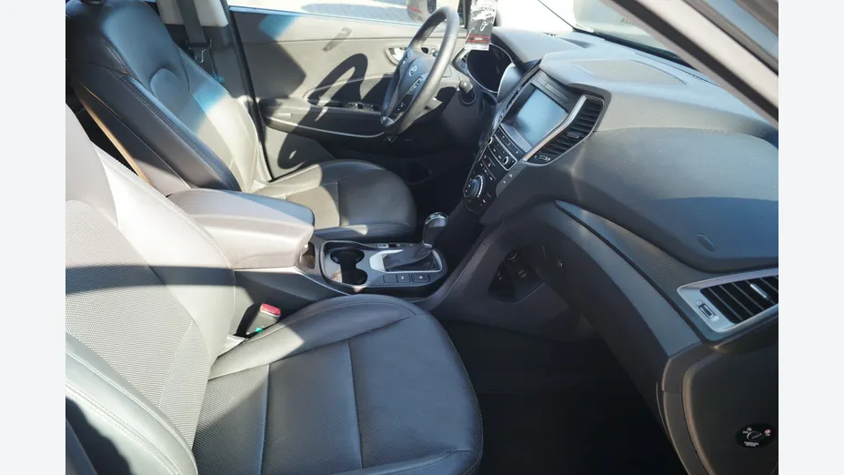 HYUNDAI Santa Fe -