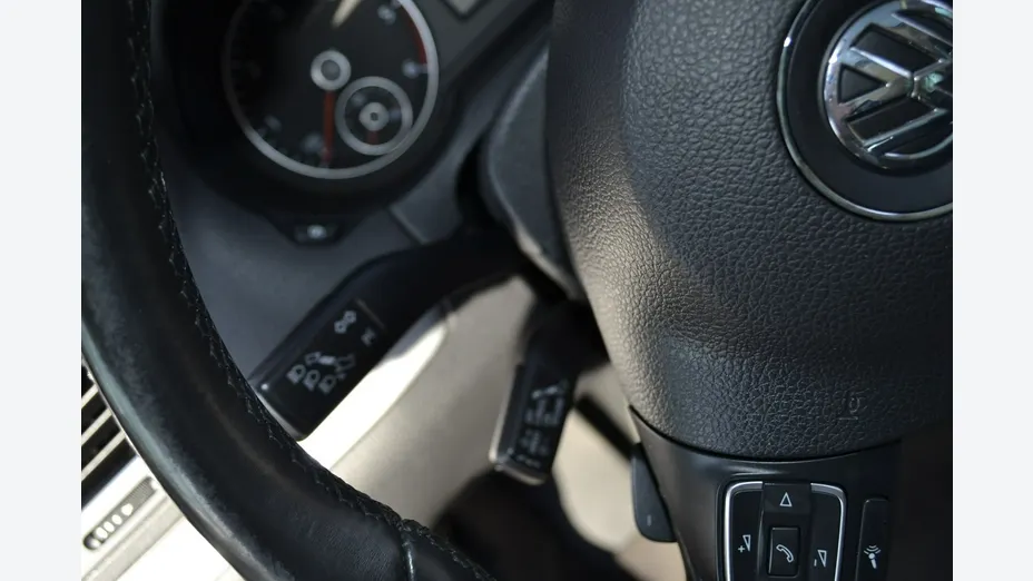 VOLKSWAGEN Sharan -