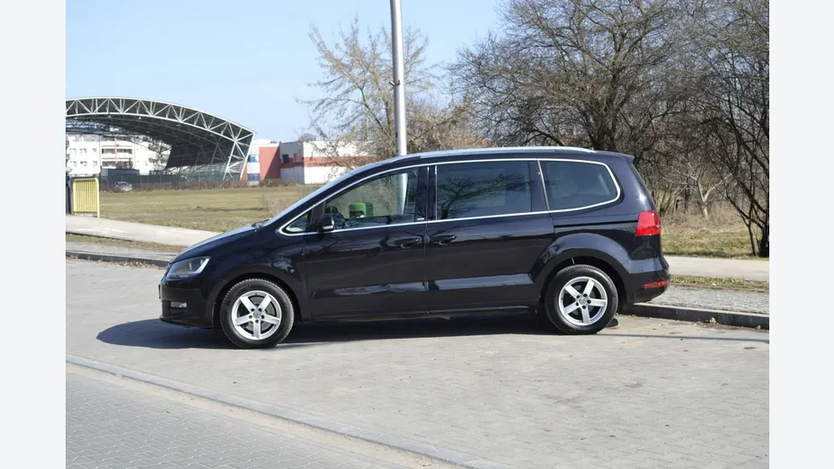 VOLKSWAGEN Sharan -