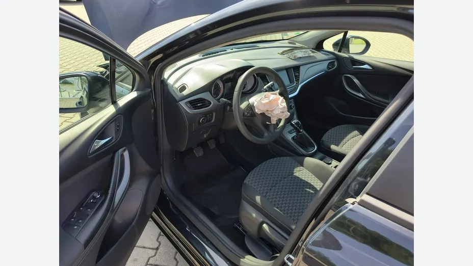 OPEL Astra -
