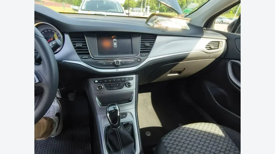 OPEL Astra -