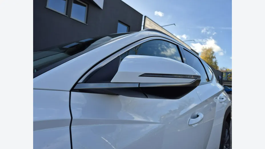 HYUNDAI Tucson -