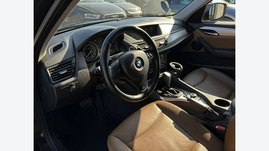 BMW X1 -