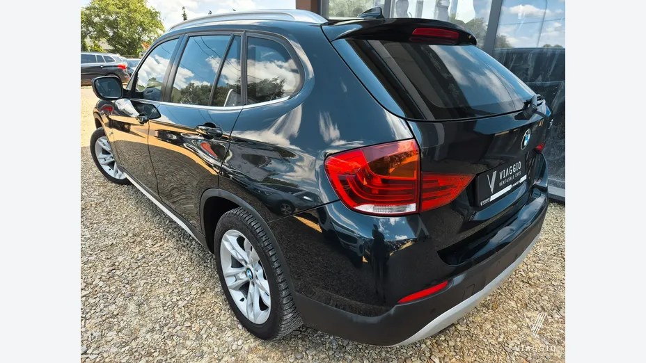 BMW X1 -