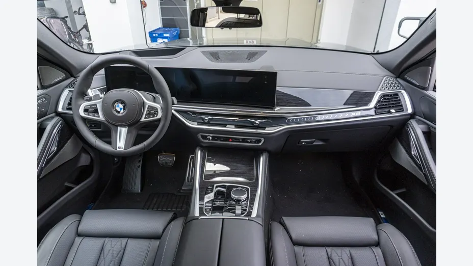 BMW X6 -