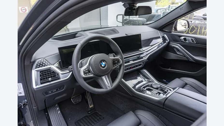 BMW X6 -