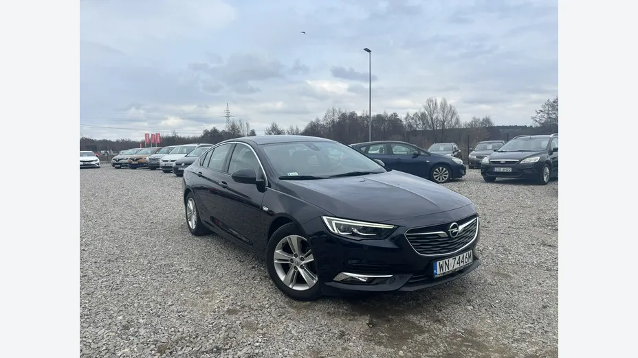 OPEL Insignia -