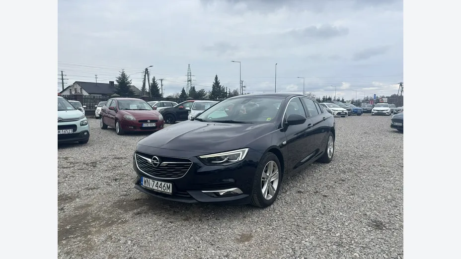 OPEL Insignia -