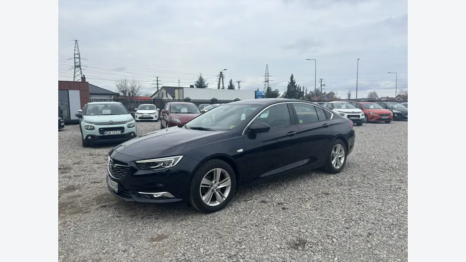 OPEL Insignia -