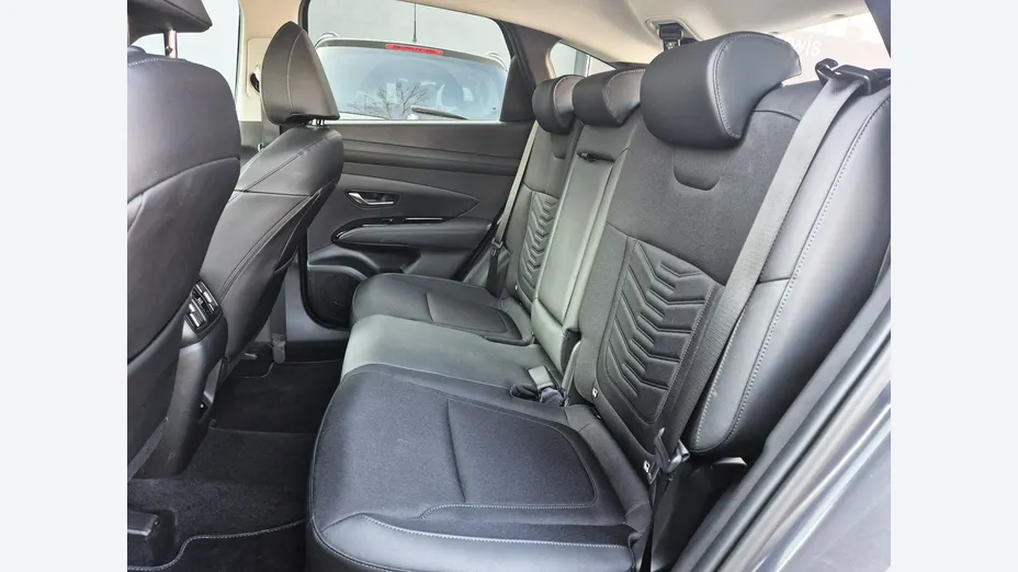 HYUNDAI Tucson -