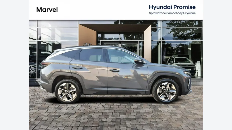 HYUNDAI Tucson -
