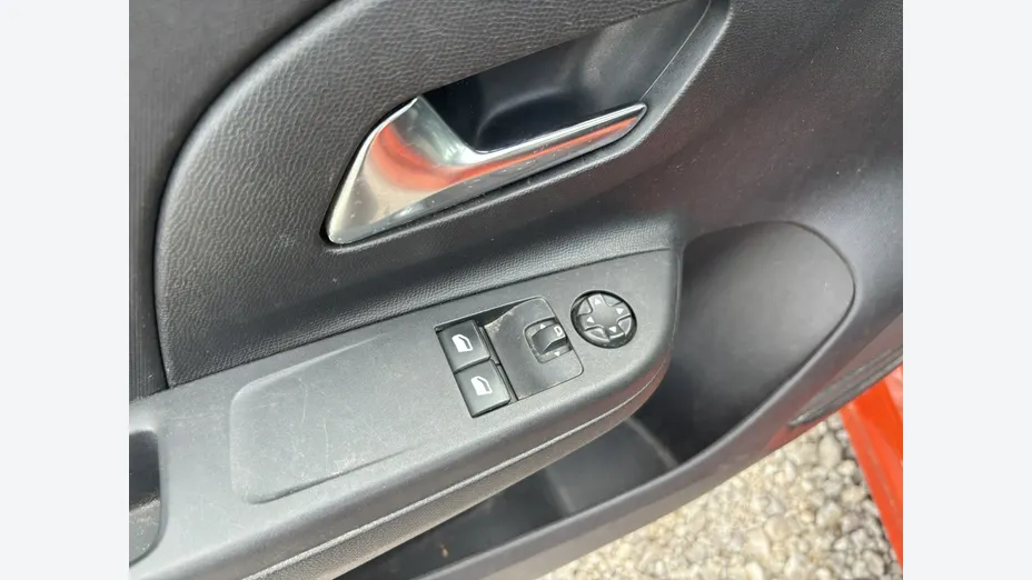 OPEL Corsa -