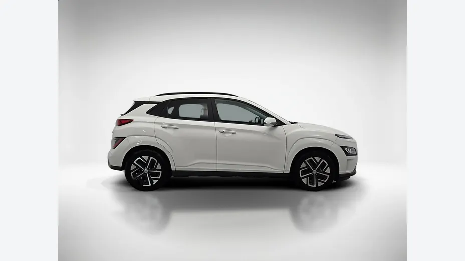 HYUNDAI Kona -