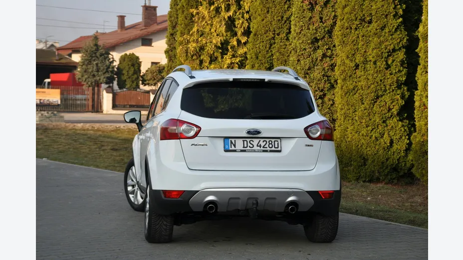 FORD Kuga -