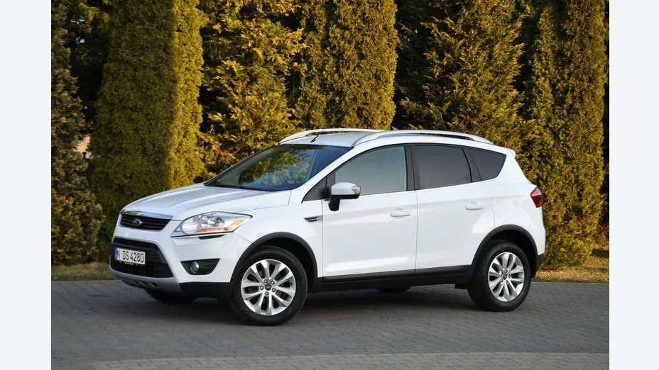 FORD Kuga -