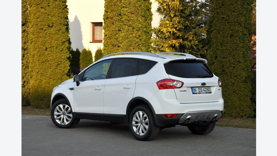 FORD Kuga -