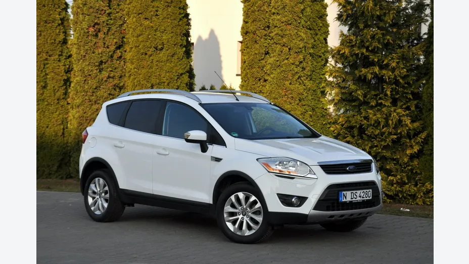 FORD Kuga -