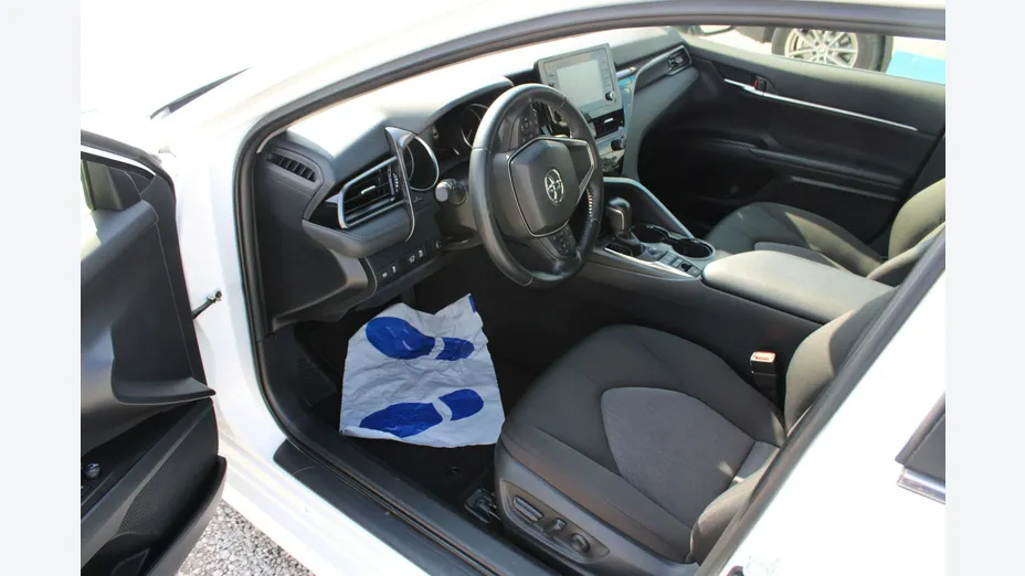 TOYOTA Camry -