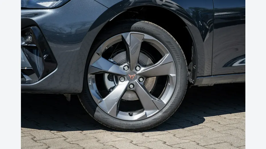 CUPRA Leon -