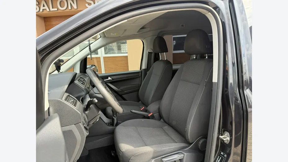 VOLKSWAGEN Caddy -