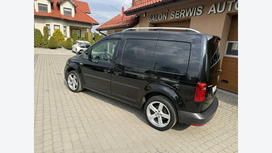 VOLKSWAGEN Caddy -