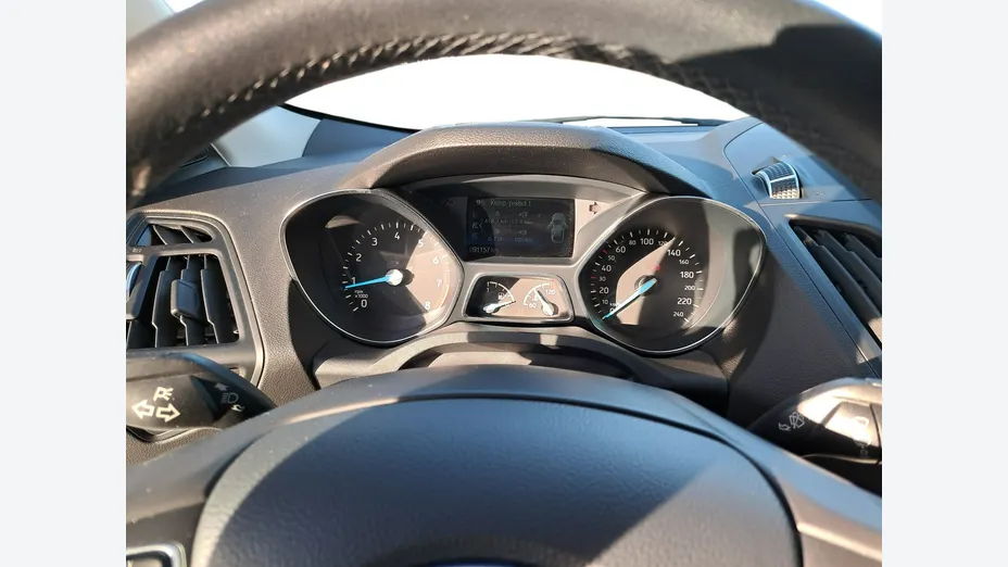 FORD Kuga -