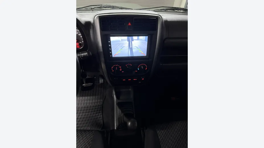 SUZUKI Jimny -