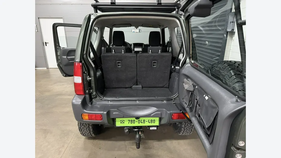 SUZUKI Jimny -