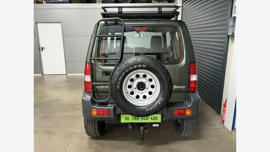 SUZUKI Jimny -