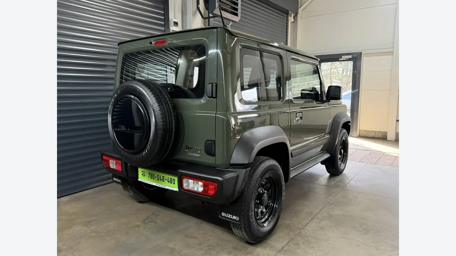 SUZUKI Jimny -