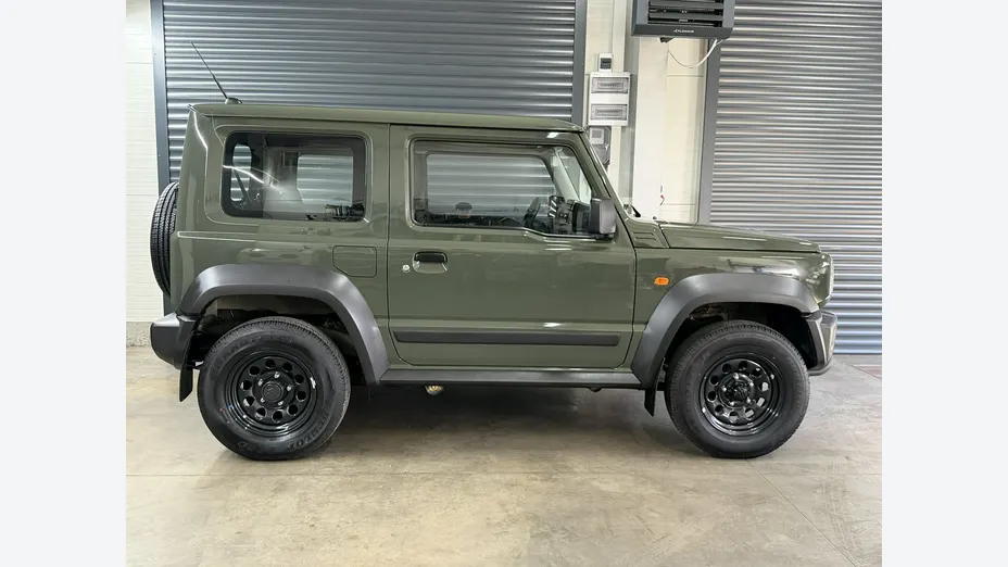 SUZUKI Jimny -