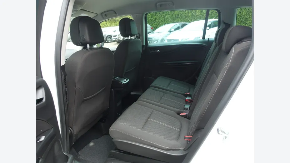 OPEL Zafira -