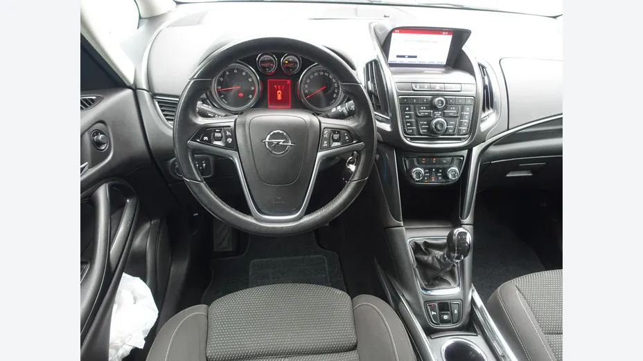 OPEL Zafira -