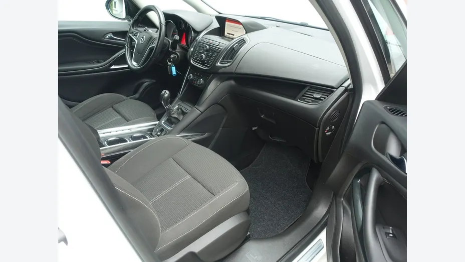 OPEL Zafira -