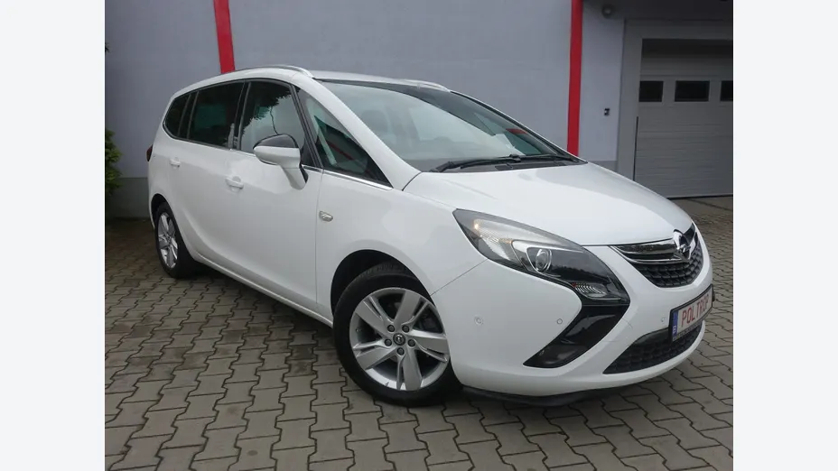 OPEL Zafira -