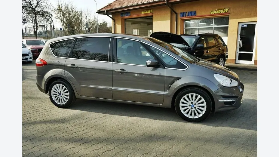 FORD S-MAX -