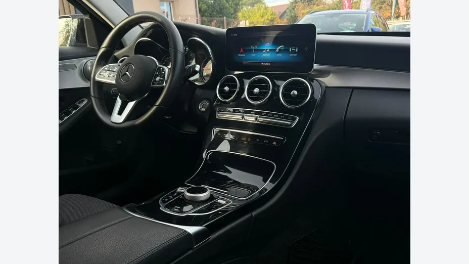 MERCEDES-BENZ C Klasa -