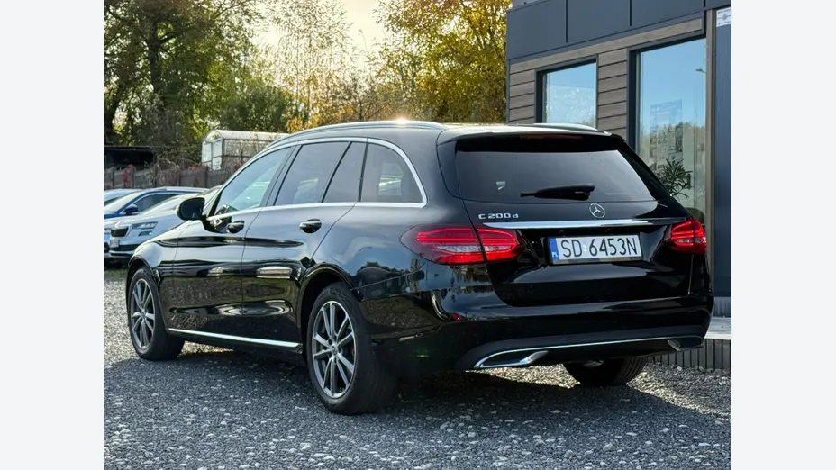 MERCEDES-BENZ C Klasa -