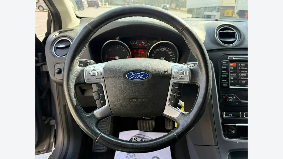FORD Mondeo -