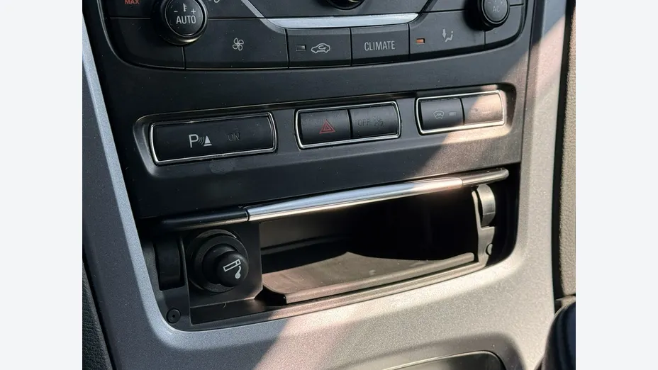 FORD Mondeo -